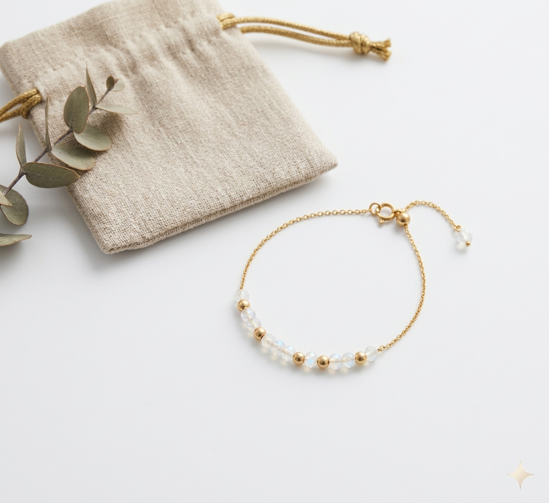Pulsera "Luz de Luna": Un Brillo para tu Alma