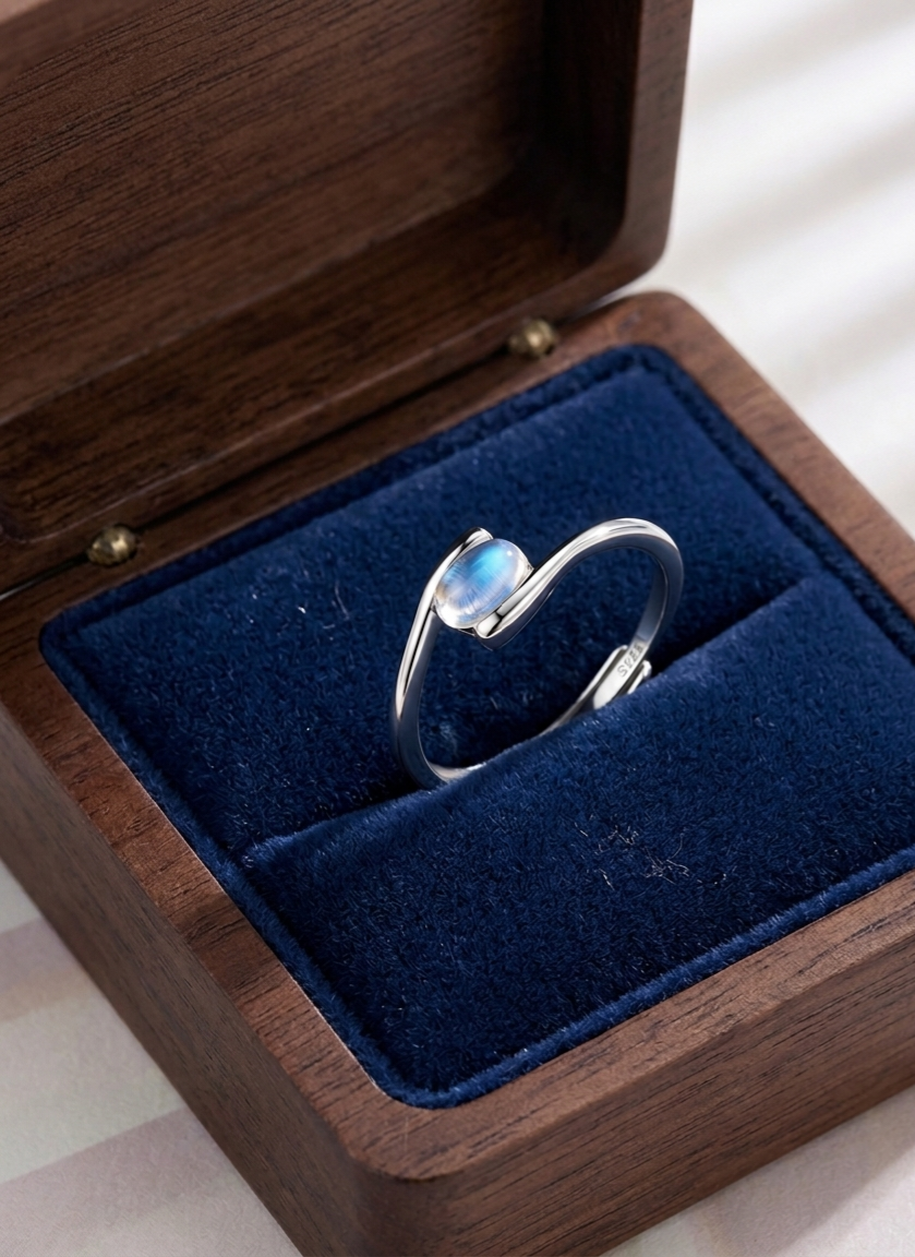 Anillo Ajustable de Plata 925 con Piedra de Luna Celestial